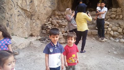Photos of Jasana cave