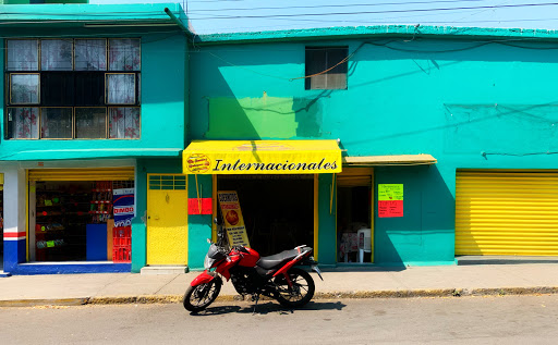 Cuernitos y Hamburguesas Internacionales