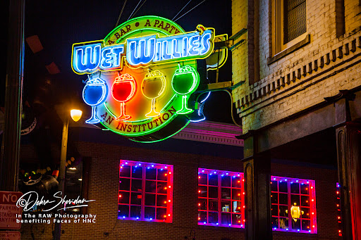 Wet Willie's - Thumbnail