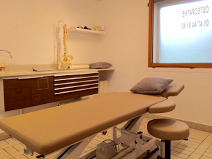 Photo n°2 de Alexandre Simbelie à Puteaux (Praticien de médecine alternative)