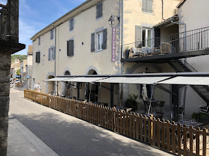 Photo n°84 de Restaurant L'Esparat à Vogüé (Restaurant méditerranéen)