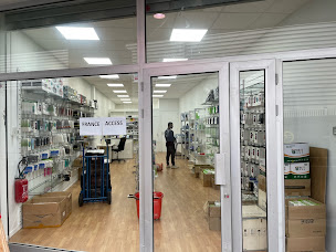 Photo n°21 de France access à Aubervilliers (Grossiste)