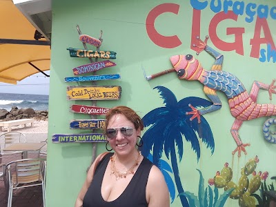 Photos of curacao cigar shop