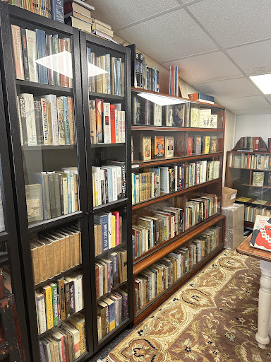 Deep Neutral Books - Thumbnail