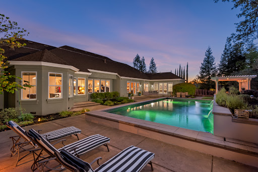 BruingtonHargreaves/W Real Estate - Thumbnail