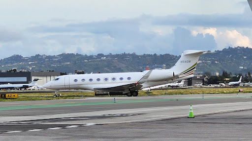 Jet Aviation Van Nuys - Thumbnail