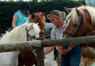 Photo n°4 de Ecuries du Littoral à Saint-Aubin-sur-Mer (Centre équestre)
