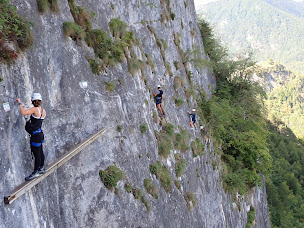 Photo n°5 de Ariege Canyon Aventure à Unac (École de sports)