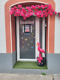 Photo n°9 de Lyd'nails Esthétique (institut de beauté Frontignan) à Frontignan (Centre de bien-être)