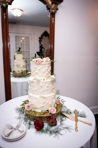 Wedding Cakes by Eileen - Thumbnail
