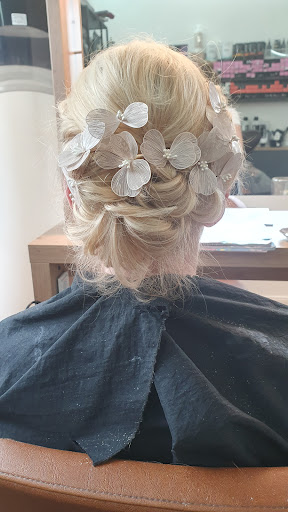 Salon Lockstoff