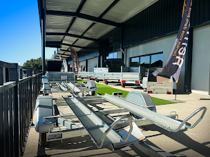 Photo n°13 de Roots Evasion (Idylcar Angers) Vente et Location de camping-cars, vans, fourgons aménagés et caravanes à Saint-Barthélemy-d'Anjou (Agence de location de véhicules de loisirs)