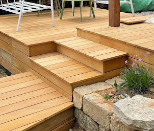 Photo n°20 de cigales et Bois à Fontanès (Constructeur de terrasses)