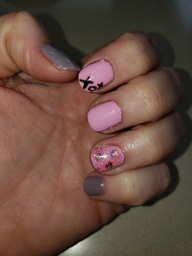 THE NAIL BARN - Visual