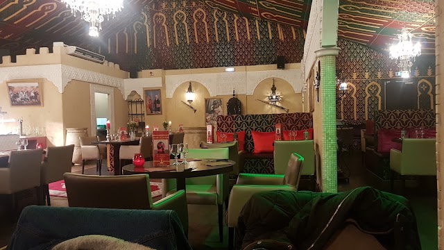 Le Tajinier