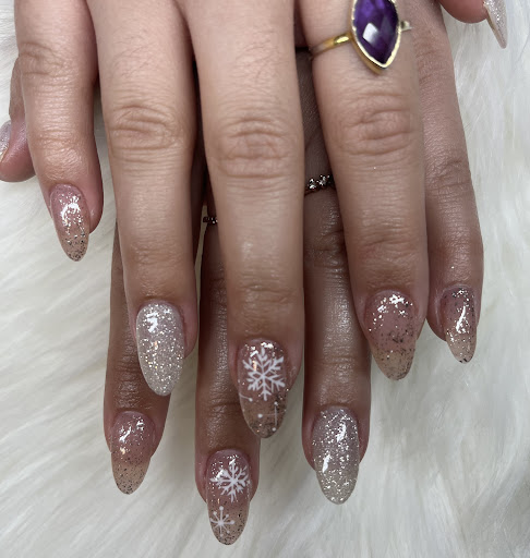 Model Nail Salon Gallery - United States