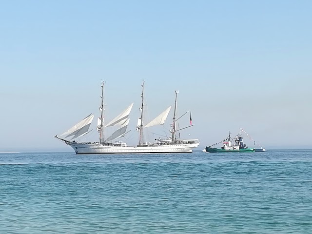 Praia da Figueirinha