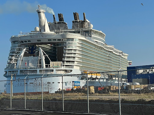 Port of Galveston South Lot Cruise Parking Lot - Thumbnail