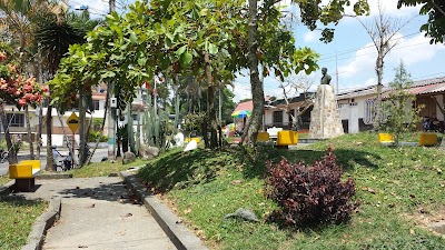 Photos of Uribe Park