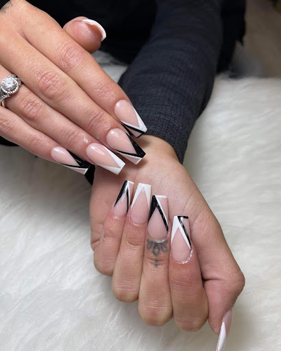 Emporium Nails & Spa