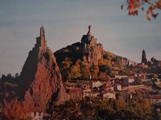 Photo de Rocher Saint-Michel d'Aiguilhe à Aiguilhe (43000)
