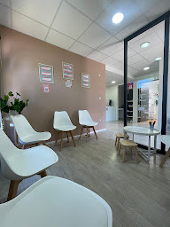 Photo n°3 de Dr Agathe CHEVALIER- Pratique de l’orthodontie de l'enfant et de l’adulte à Châteaugiron (Dentiste)