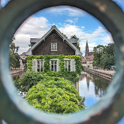 Photo n°1 de Bretzel&Fun - Visites guidées à Strasbourg et en Alsace à Strasbourg (Agence de visites touristiques)