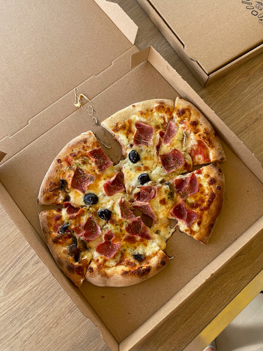 Photo 2 - Le truc à pizza l Foodtruck