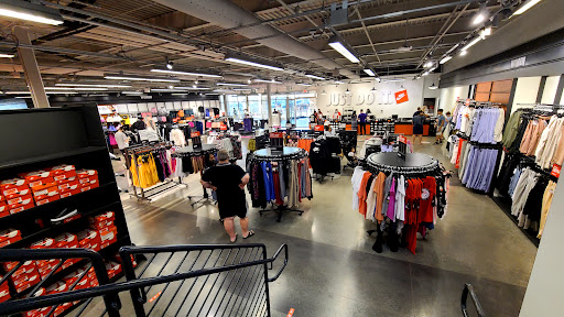 Nike Factory Store - San Clemente - Thumbnail