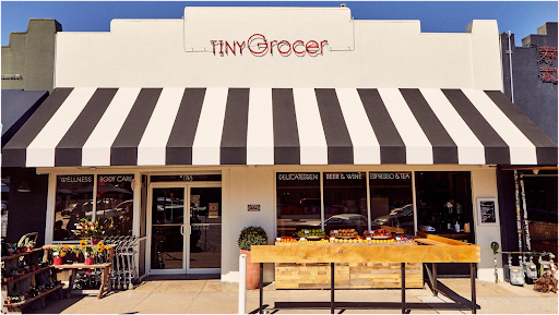 Tiny Grocer / SOCO - Visual