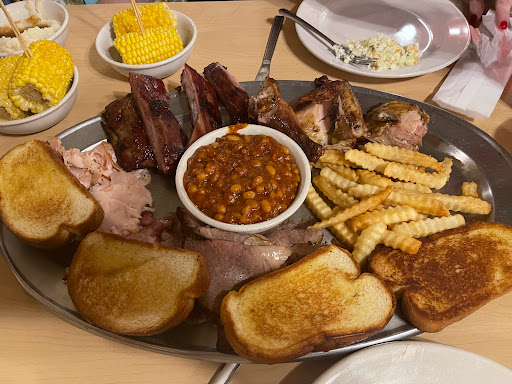 Schack's Bar-B-Que - Visual