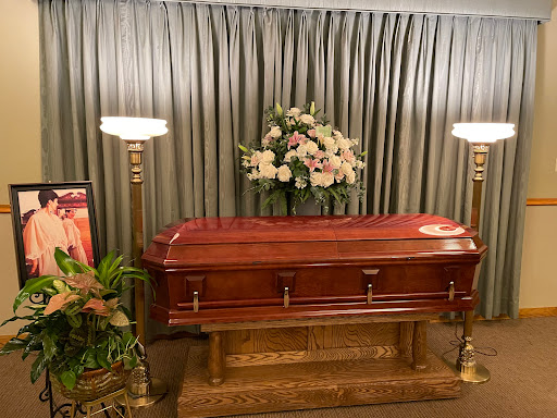 Harry McKneely & Son Funeral Homes & Crematory