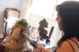 Photo n°13 de Salon Être & Paraître à Saint-Mathieu (Prestataire de mariage)