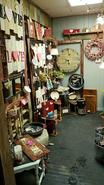 Simply Home Boutique and Antiques