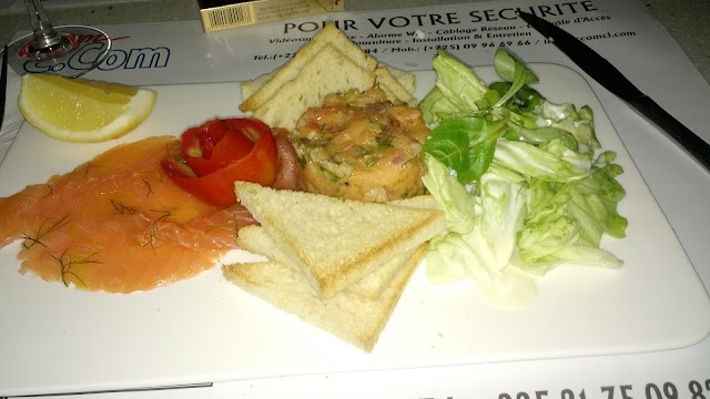 Le bar blanc