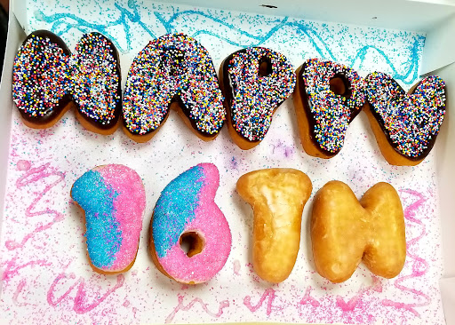 Dilly Donuts - Visual