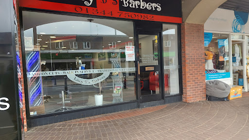 Lazy B's Barbers - Thumbnail