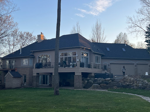 Bella's Roofing - Thumbnail