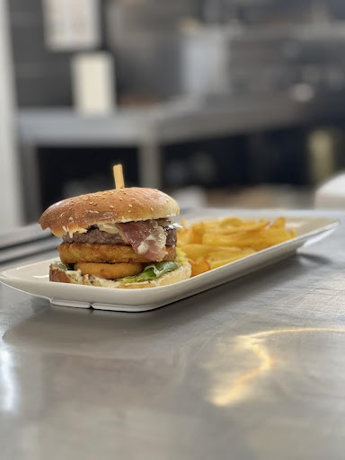 Photo 3 - O Pizz Burger