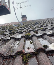 Photo n°14 de V.L rénovation Couvreur ravalement à Nogent-le-Roi (Peintre en bâtiment)