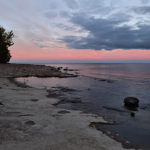 Park Point Scott and municipal beach