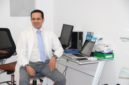 Dr. Raúl Pineda Gaona, Oftalmólogo - Thumbnail