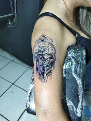 TATTOO INK EBERS BARBER - Thumbnail