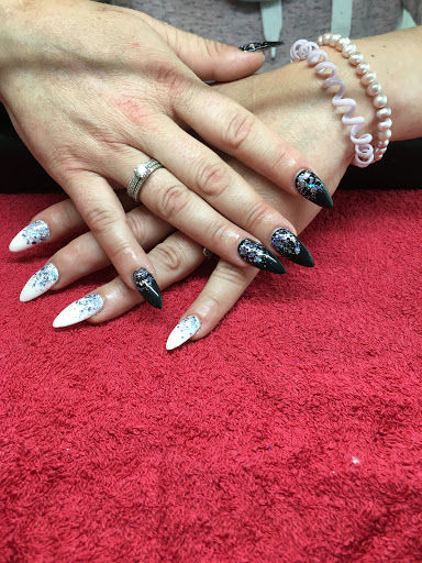 Pham Nails - Thumbnail