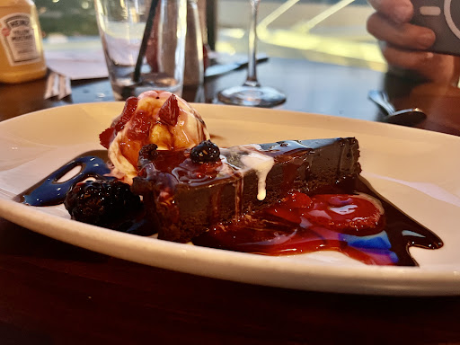 Red Bar - Visual