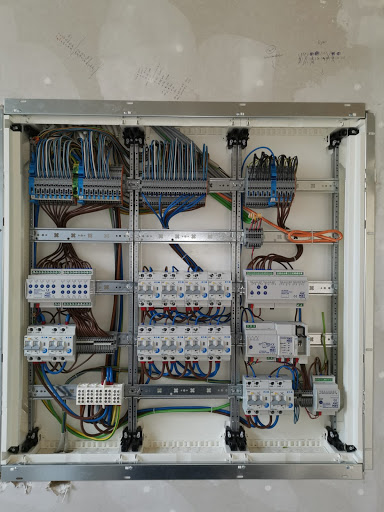 eltesa – Elektrohandwerk