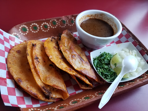 Monarca Restaurant - Visual