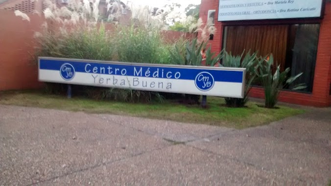 Centro Médico Yerba Buena, Author: Alejandro Vera del Barco