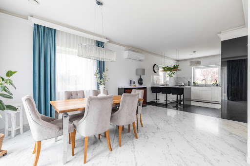 VIA ESTATE sp. z o.o.