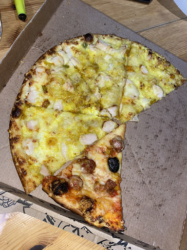 Photo 4 - La Tour De Pizz 07